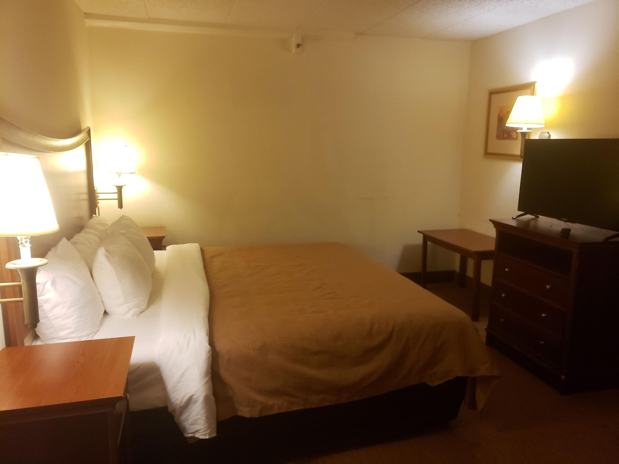 Tulsa Square Hotel Central, I-44 By Oyo Экстерьер фото